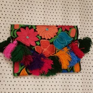 NWOT Floral Embroidered Tassle Clutch/Purse